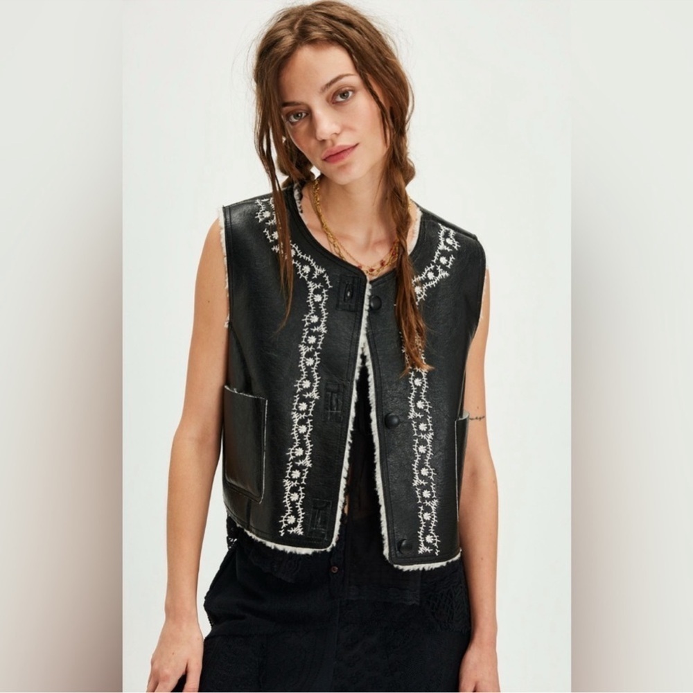 **NWT** Free People Travelers Black and White Women's Leather  Vest